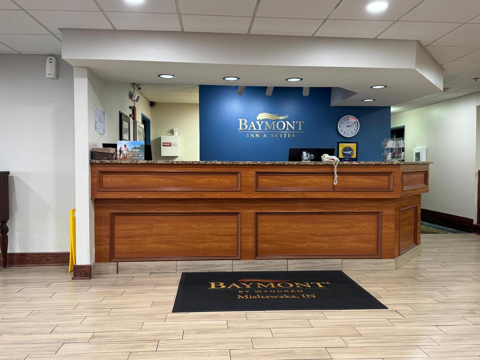 Отель Baymont By Wyndham Mishawaka South Bend Area Экстерьер фото